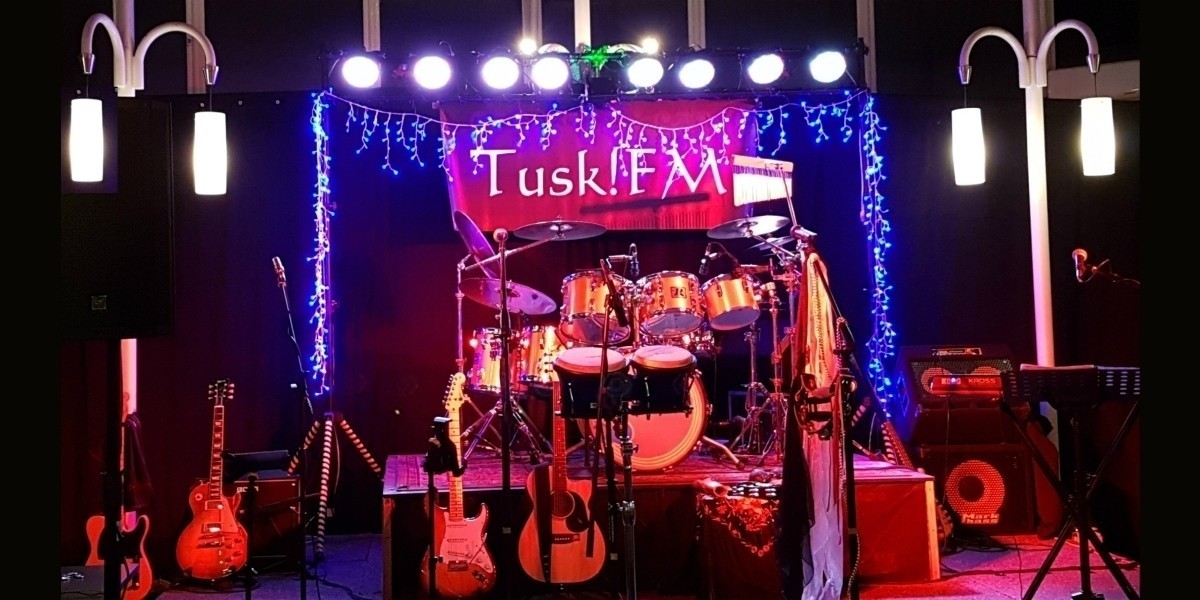 Tusk!FM Instruments on stage.