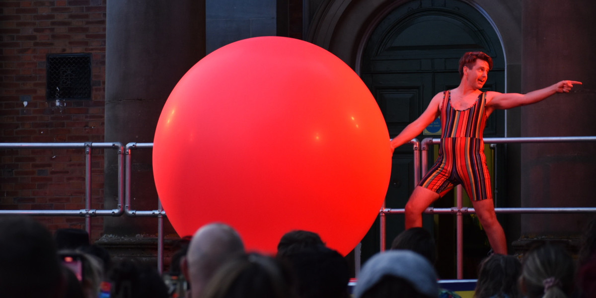 The Giant Balloon Show
