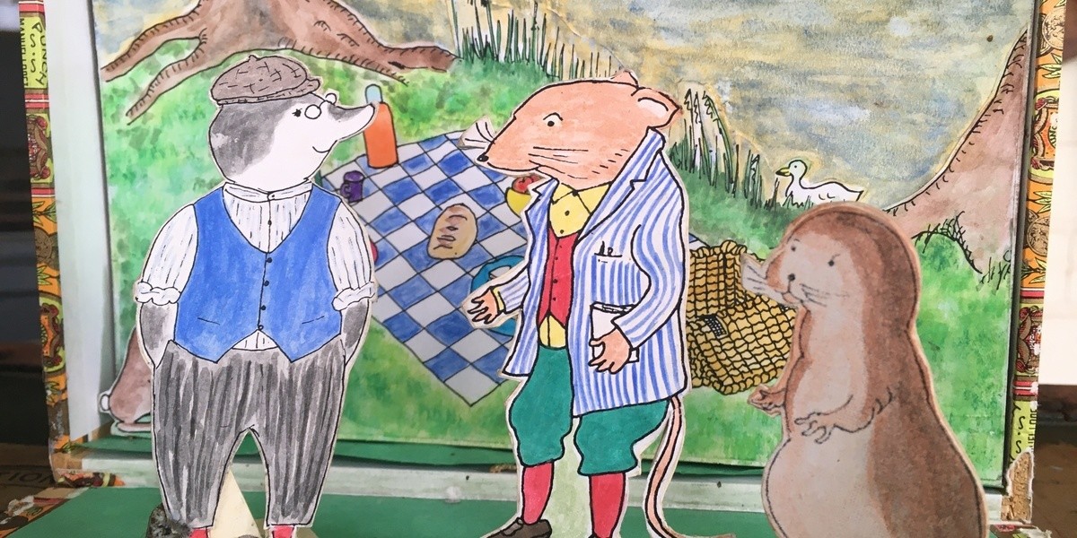 MR BADGER tells the story of The Wind in the Willows - picnic scene